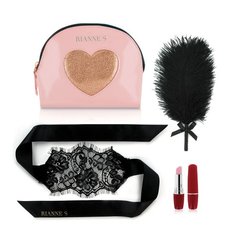 Романтический набор Rianne S: Kit d'Amour: вибропуля, перышко, маска, чехол-косметичка Pink/Gold
